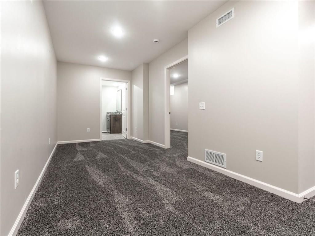 3212 Pickett Road — photo 32