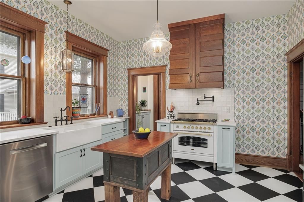 2808 Frederick Avenue — photo 23