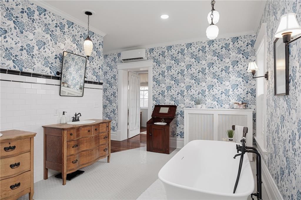 2808 Frederick Avenue — photo 38