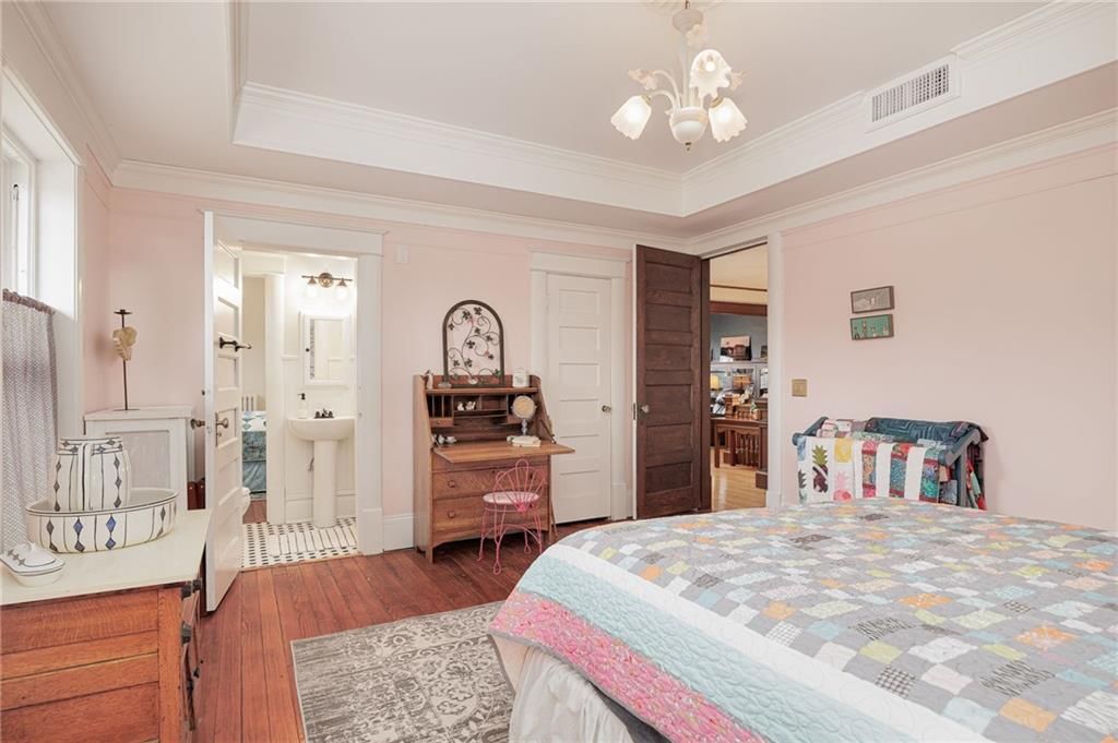 2808 Frederick Avenue — photo 44