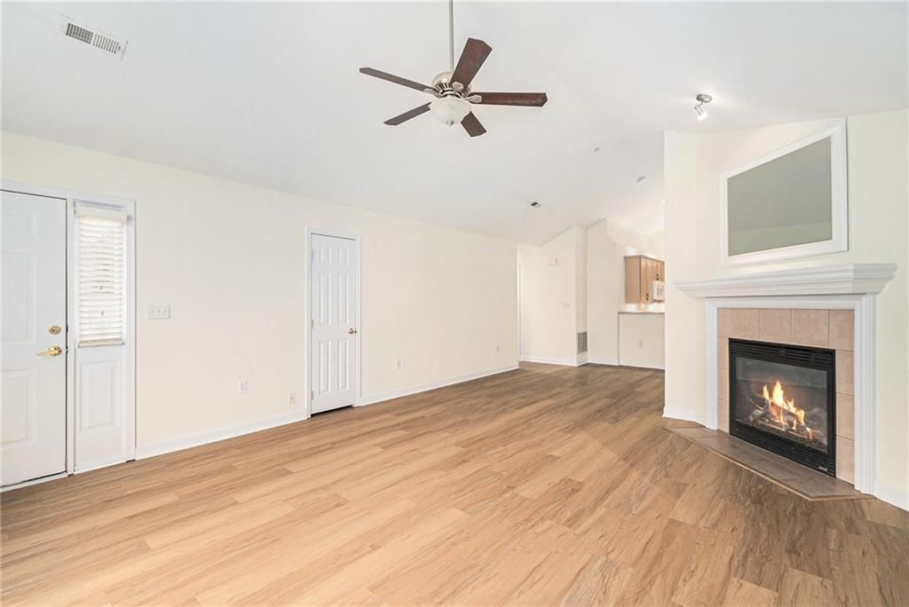 7101 Meadow View Street — photo 5