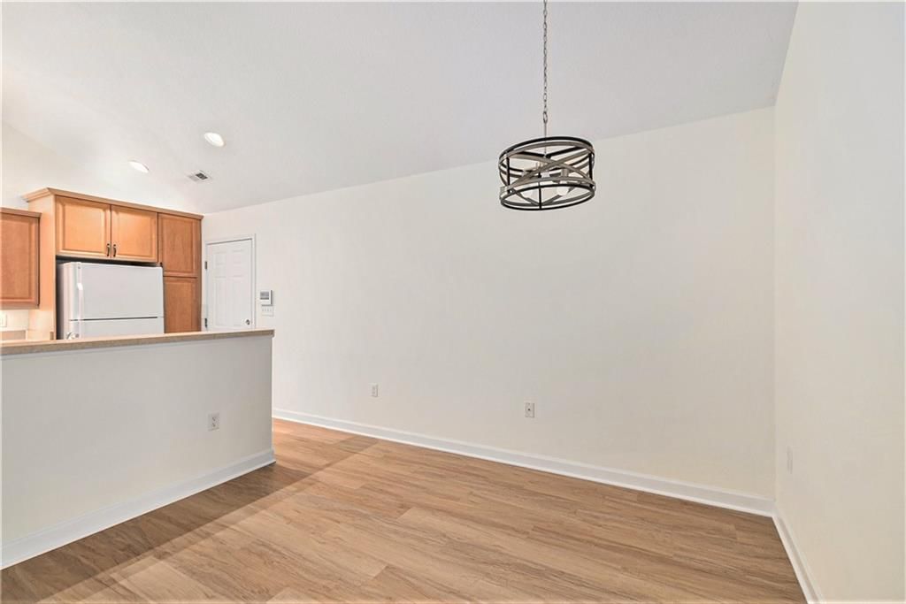 7101 Meadow View Street — photo 8