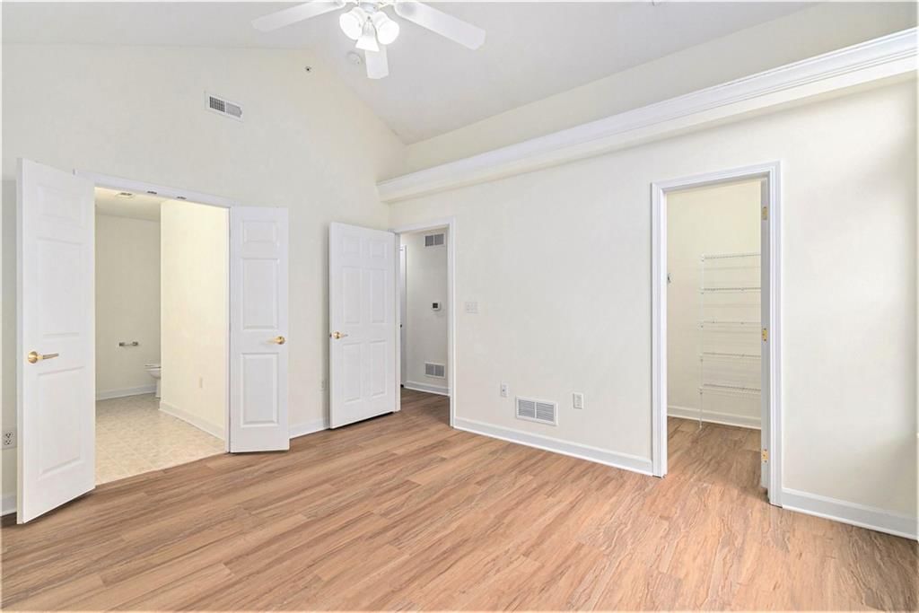 7101 Meadow View Street — photo 10