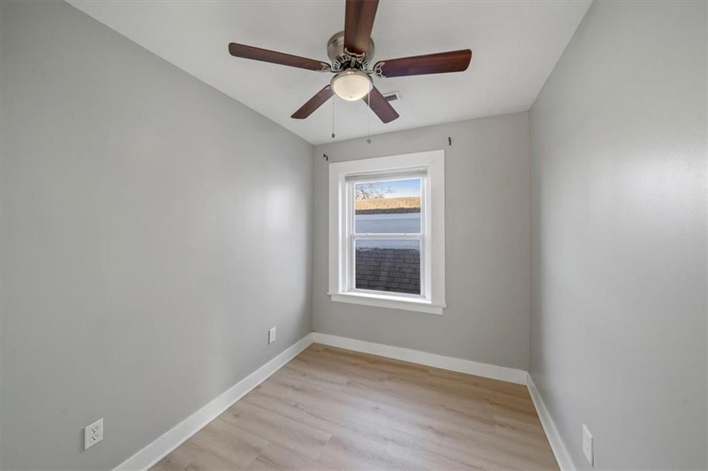 2721 Belleview Avenue — photo 10