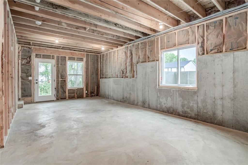 607 SW Shadow Glen Drive — photo 28