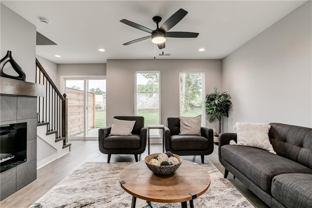 603 SW Shadow Glen Drive — photo 10