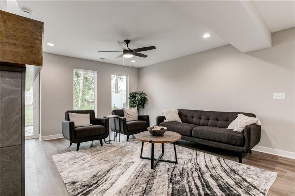 603 SW Shadow Glen Drive — photo 11