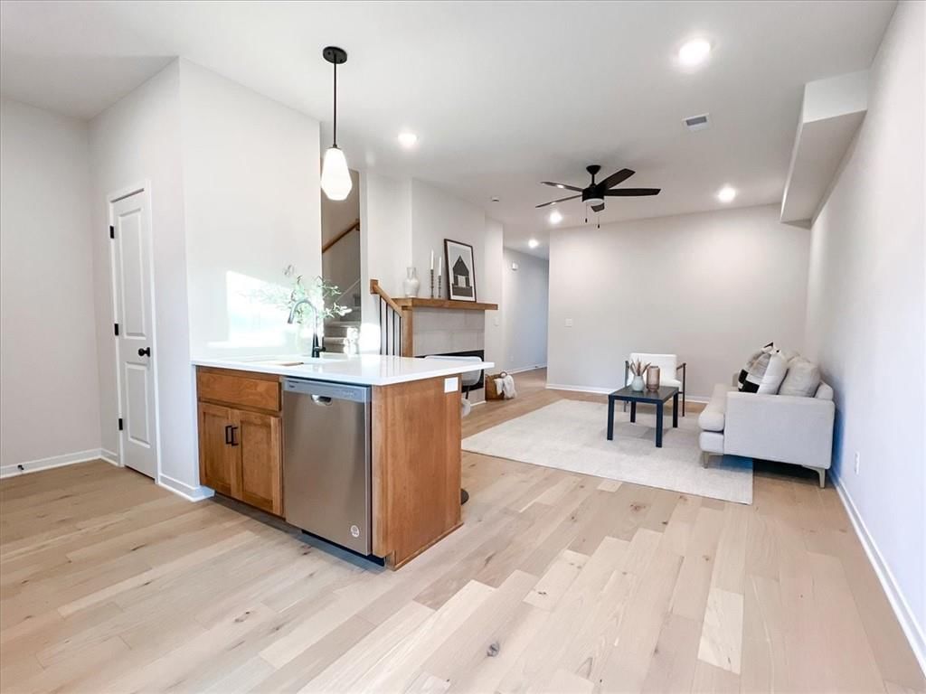 605 SW Shadow Glen Drive — photo 10