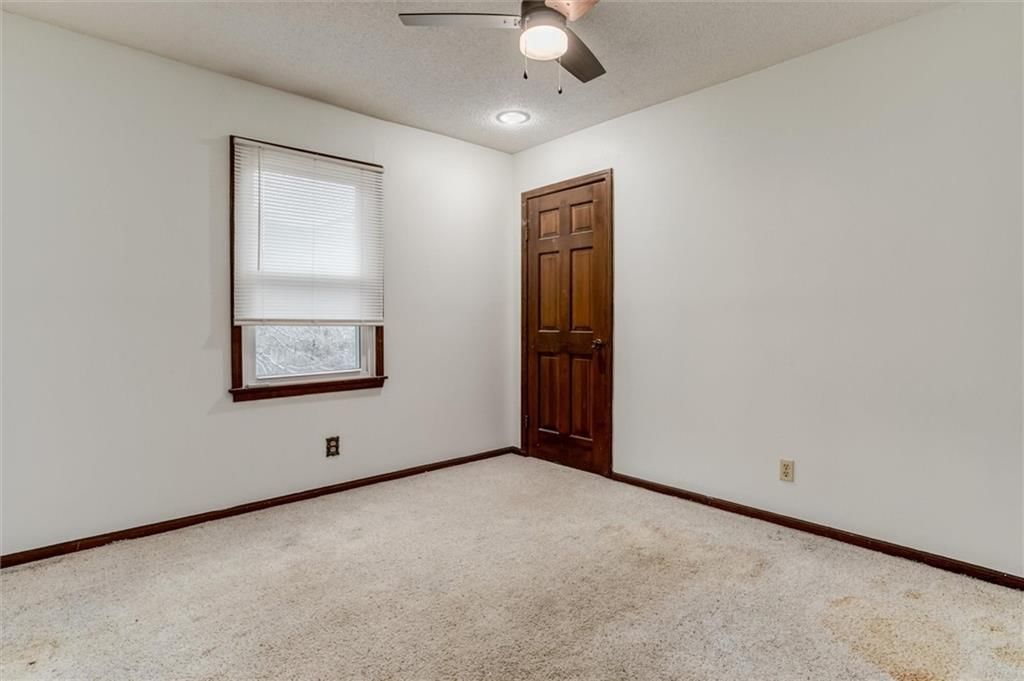 11208 W 114 Street — photo 14