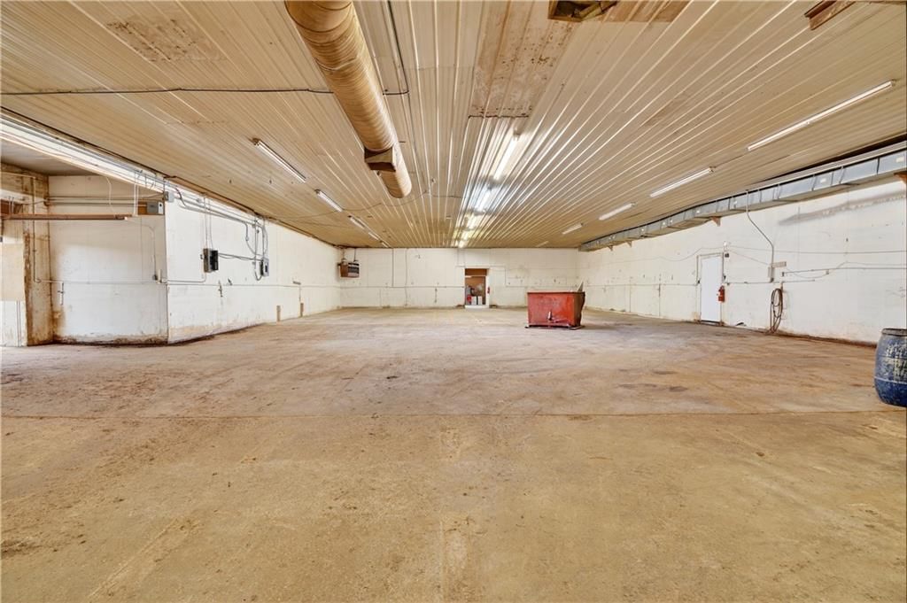 6166 US-169 Highway — photo 23