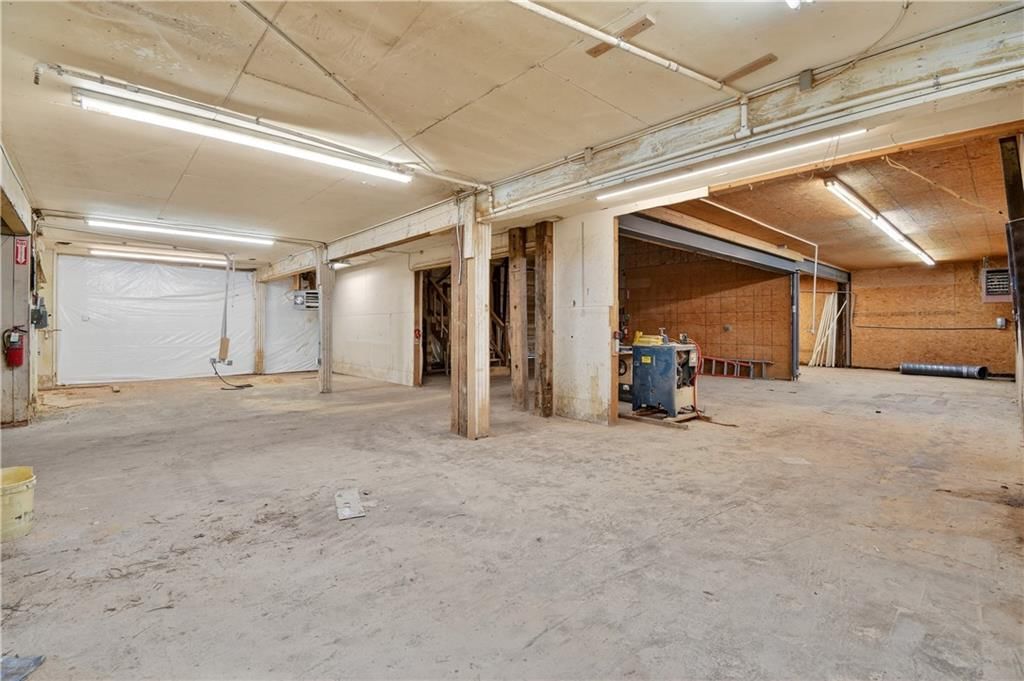 6166 US-169 Highway — photo 32