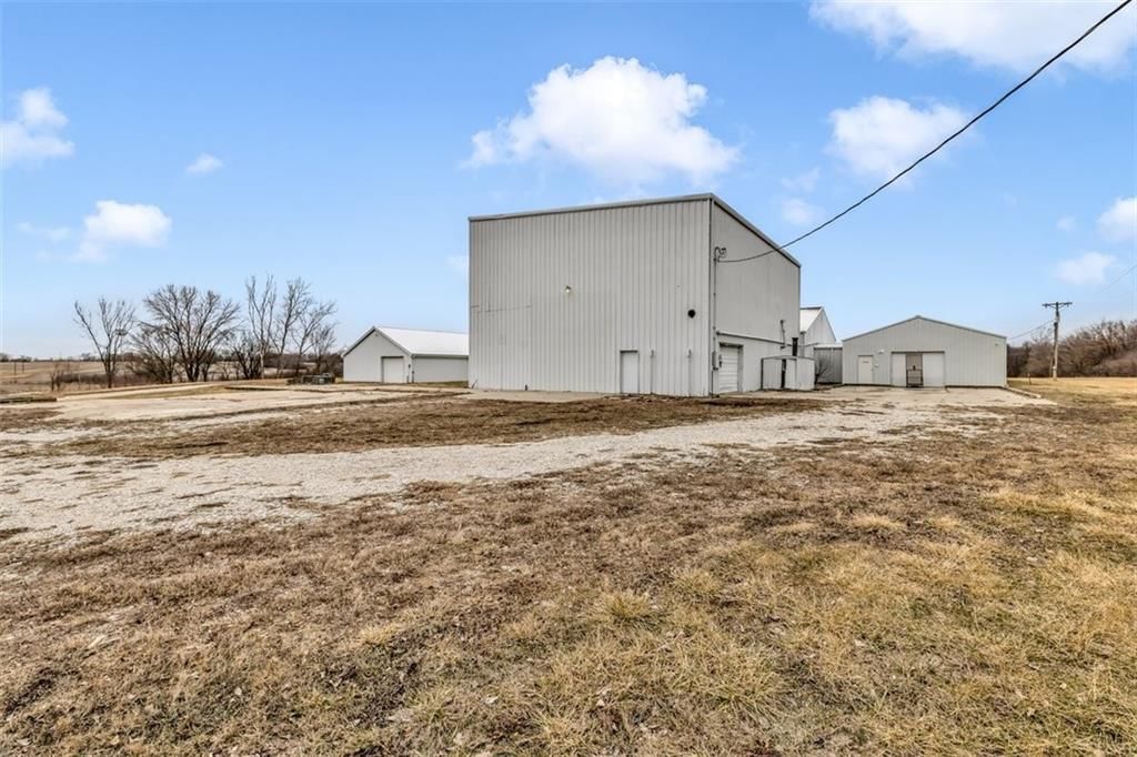 6166 US-169 Highway — photo 37