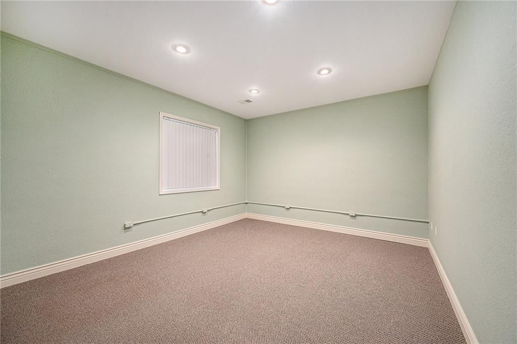 29369 Rockwood Avenue — photo 24