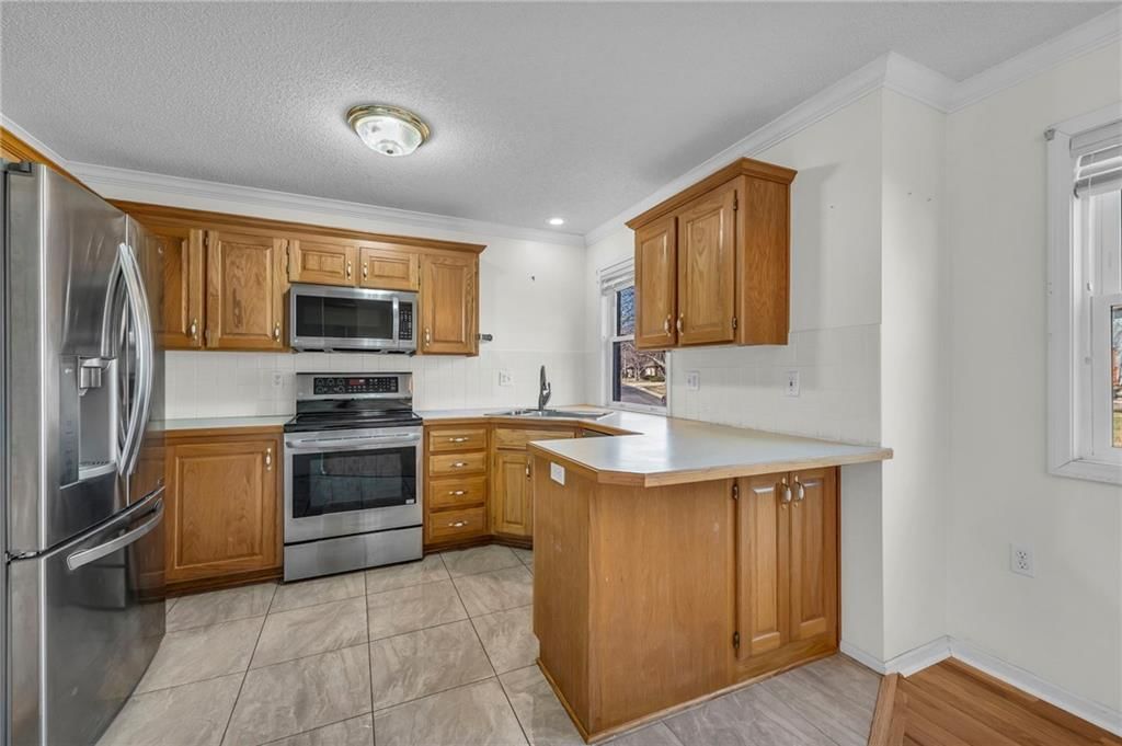 627 N Somerset Terrace — photo 7