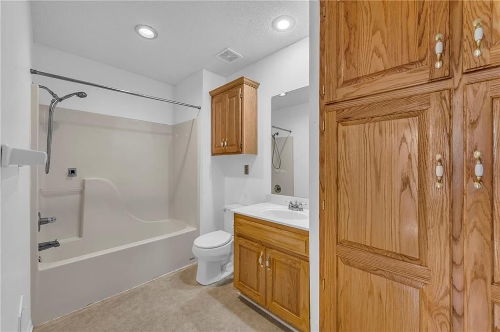 627 N Somerset Terrace — photo 14