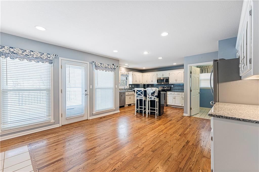 808 N Woodridge Lane — photo 8