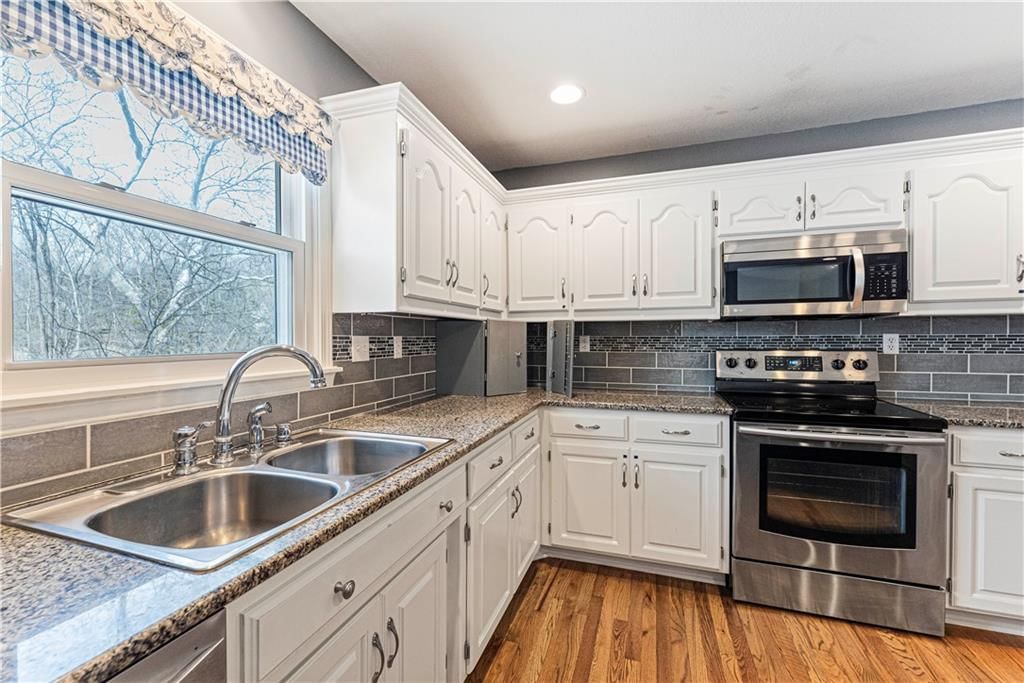 808 N Woodridge Lane — photo 13