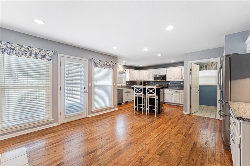 808 N Woodridge Lane — photo 14