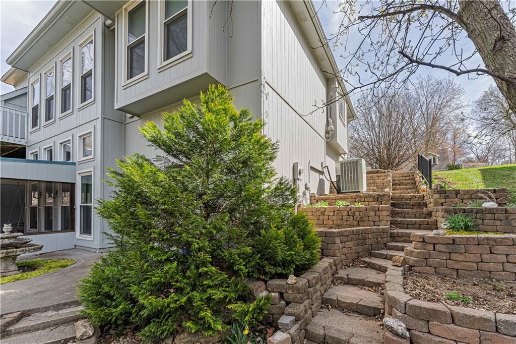 808 N Woodridge Lane — photo 58