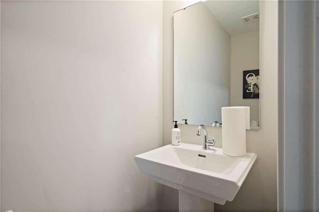 12610 S Burrows Street — photo 10