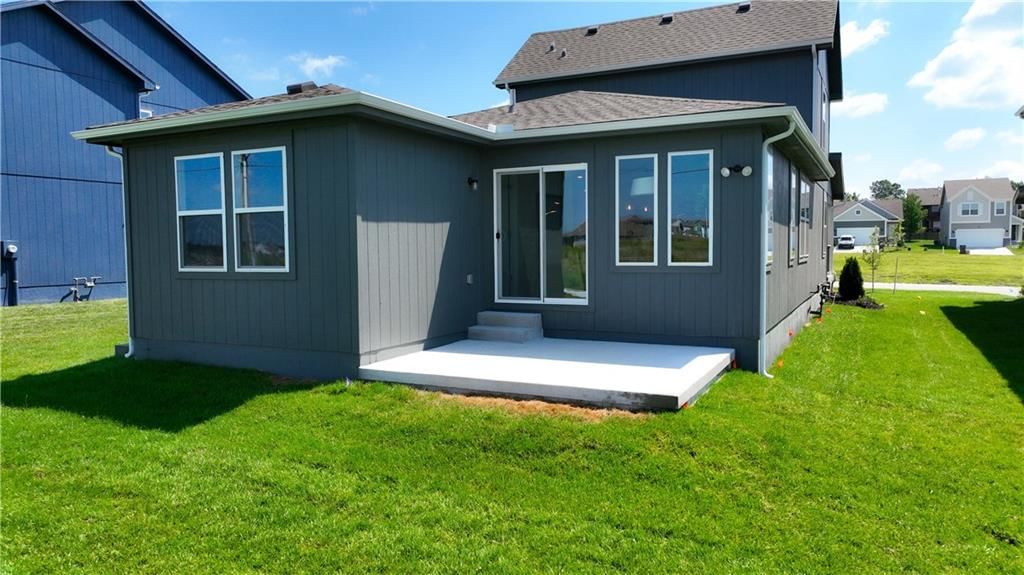 12610 S Burrows Street — photo 28