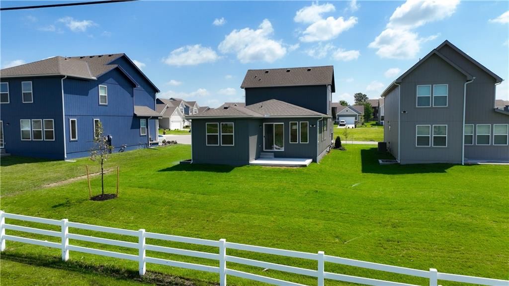 12610 S Burrows Street — photo 29