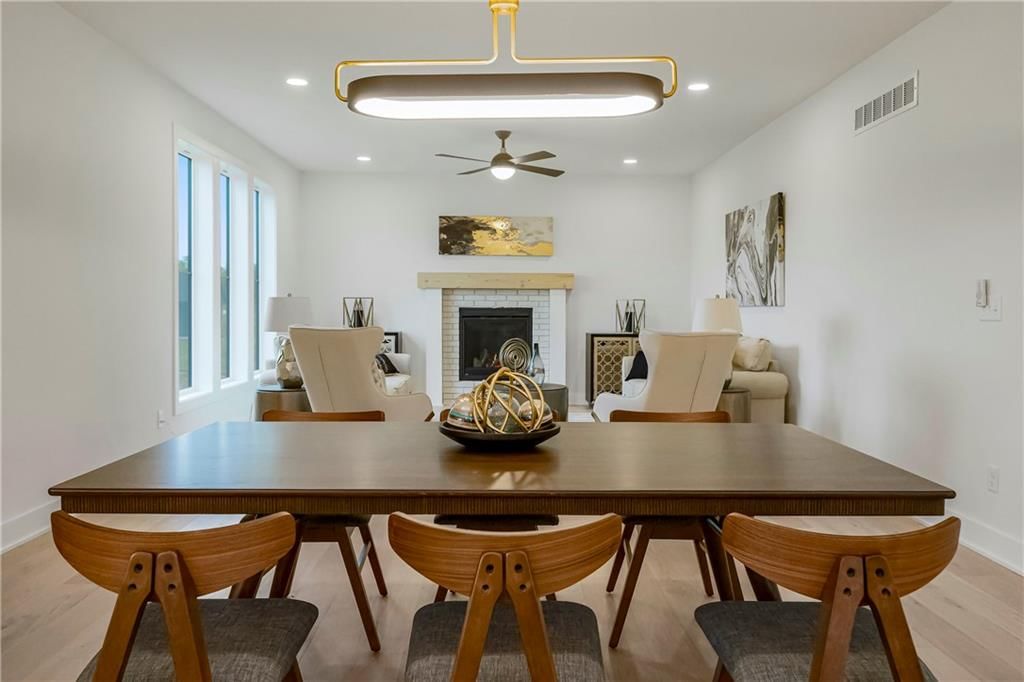 Photo 6 of 31 - 4704 SE Claude Court