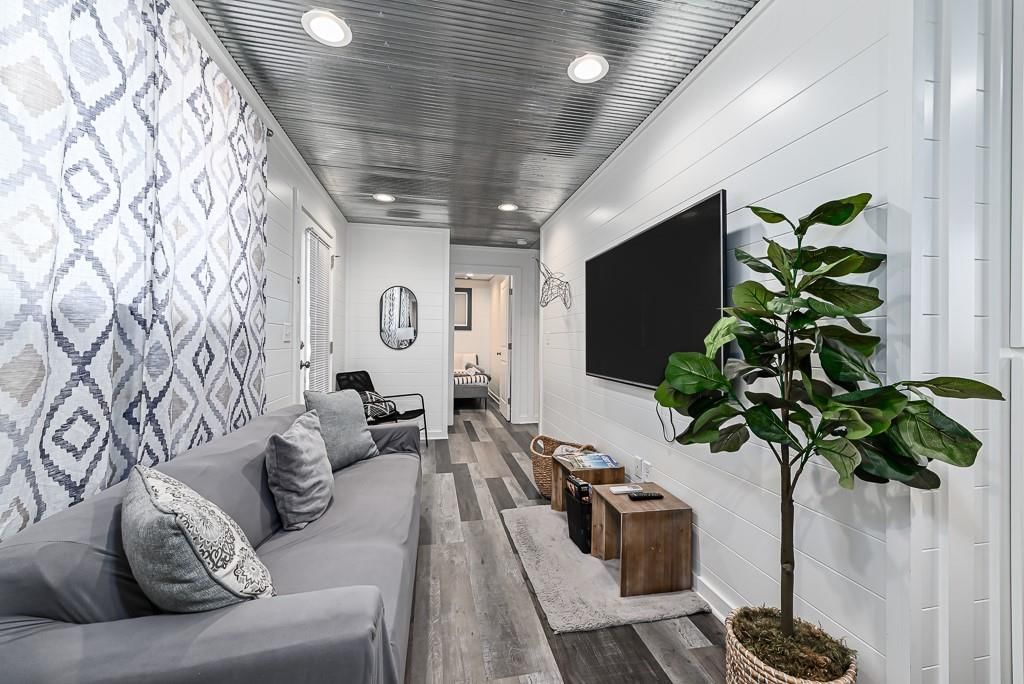 3529 State Line Road — photo 8