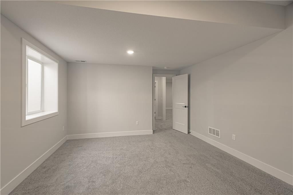 17154 S Heatherwood Street — photo 35