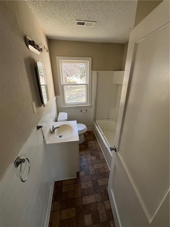 8226 Hardy Street — photo 7