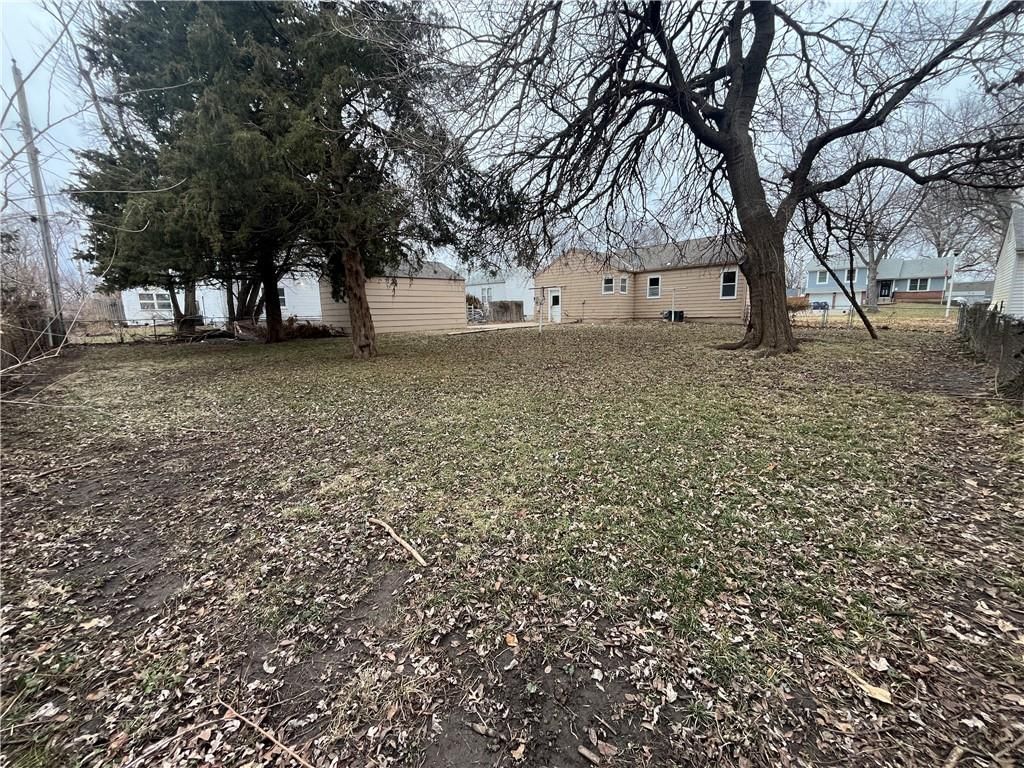 8226 Hardy Street — photo 25