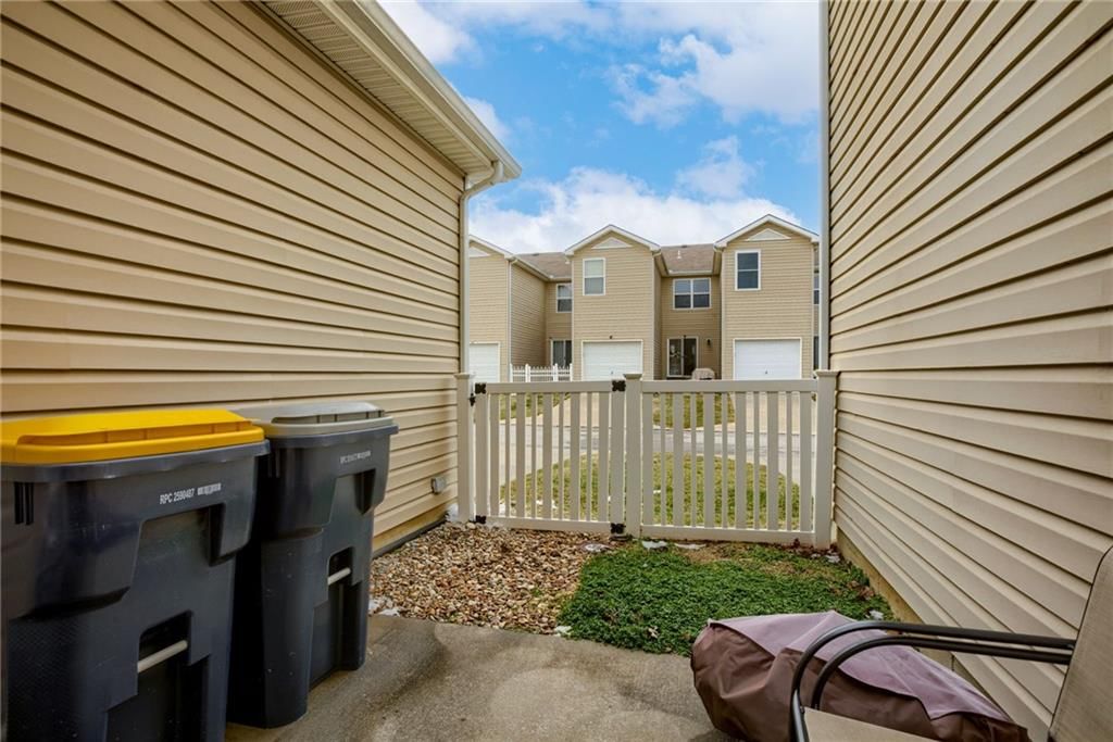 8122 N Lawndale Avenue — photo 25