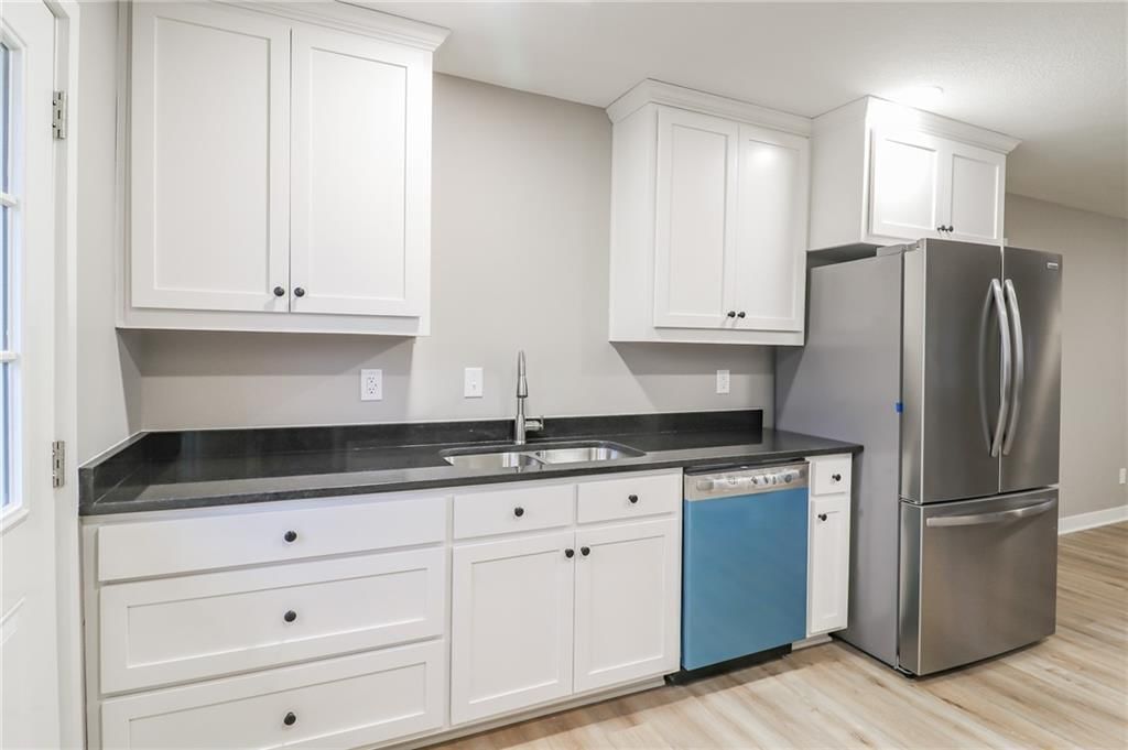 205 W 19th Street — photo 9