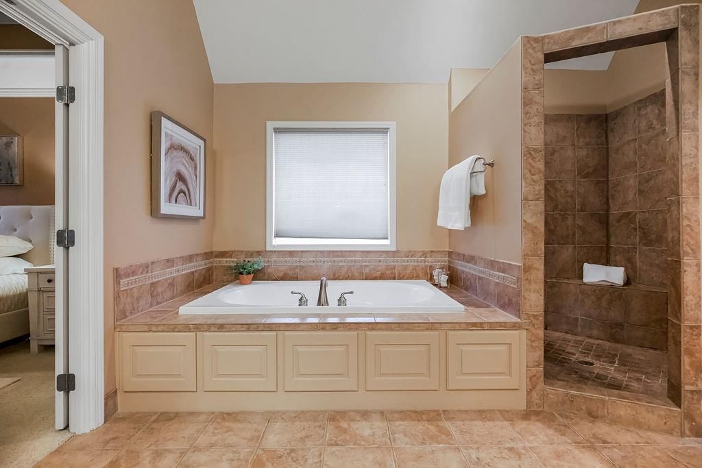 20505 W 89th Street — photo 35