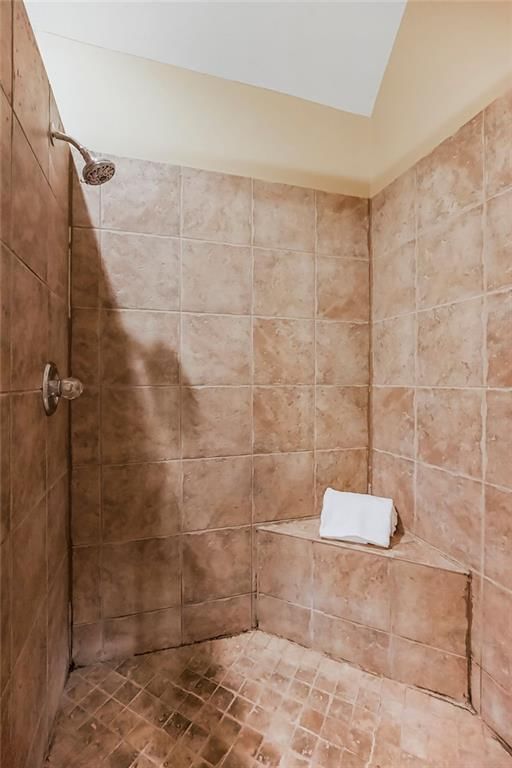 20505 W 89th Street — photo 36