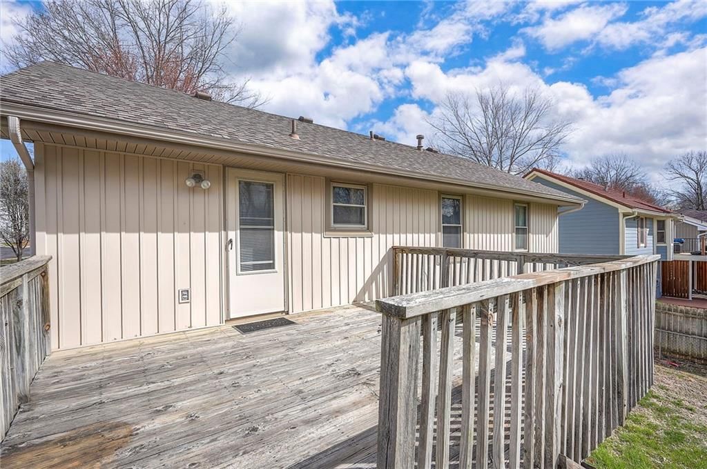 8715 NW 83rd Terrace — photo 37
