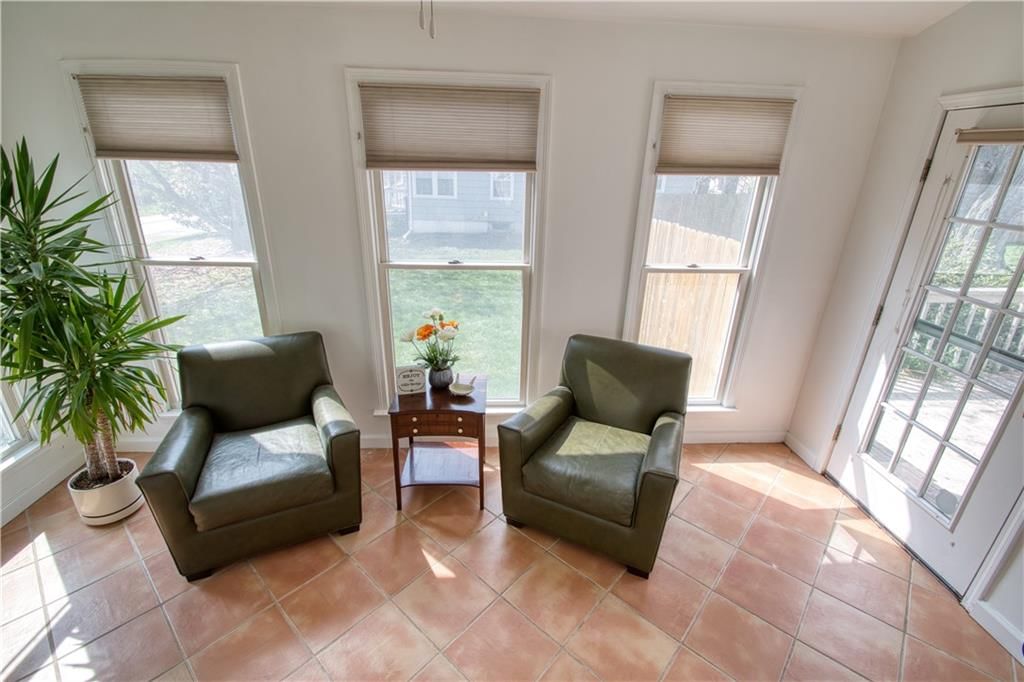 7624 Summit Street — photo 9
