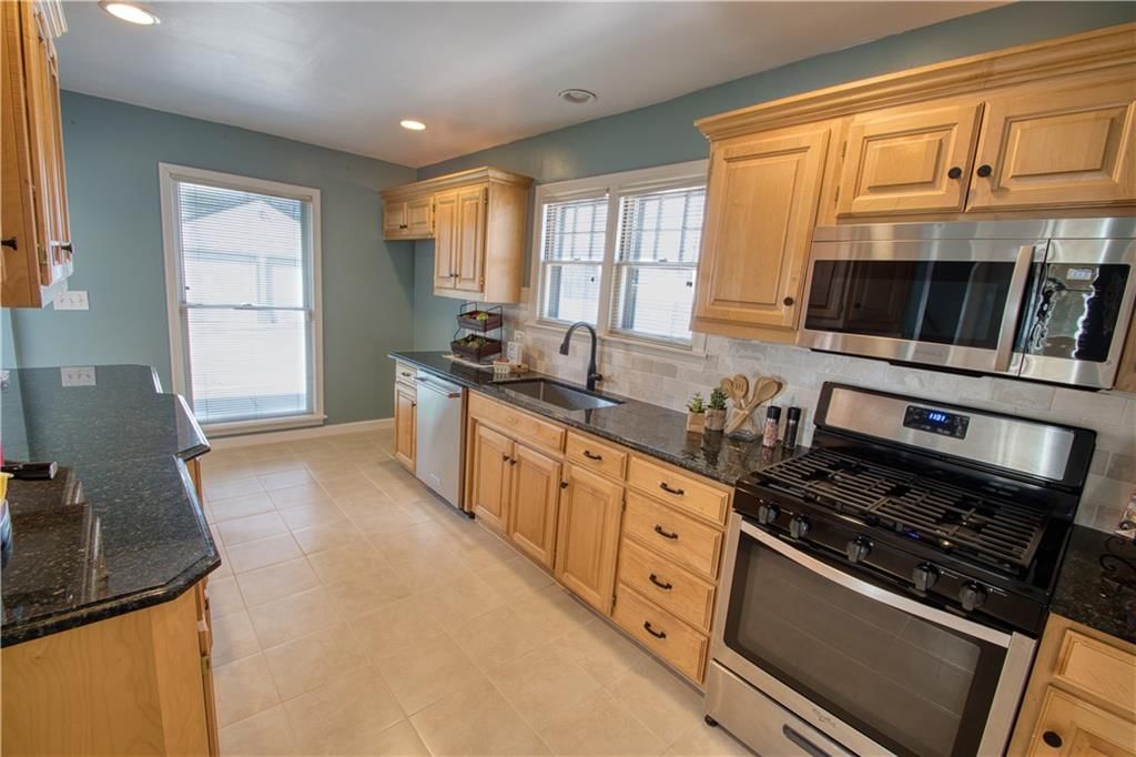 7624 Summit Street — photo 12