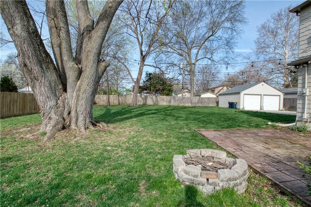 7624 Summit Street — photo 29