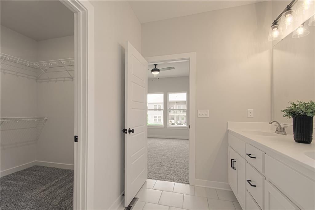 1102 Noah Lane — photo 21