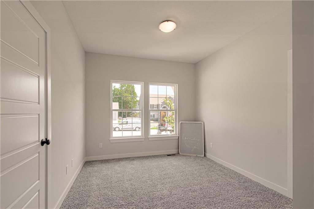 1102 Noah Lane — photo 24