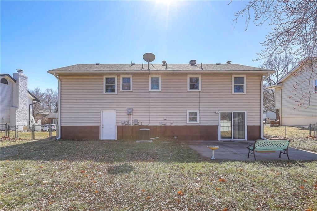 808 NE 80th Terrace — photo 30