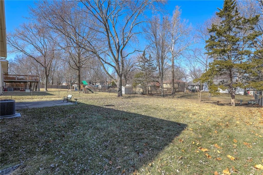 808 NE 80th Terrace — photo 34