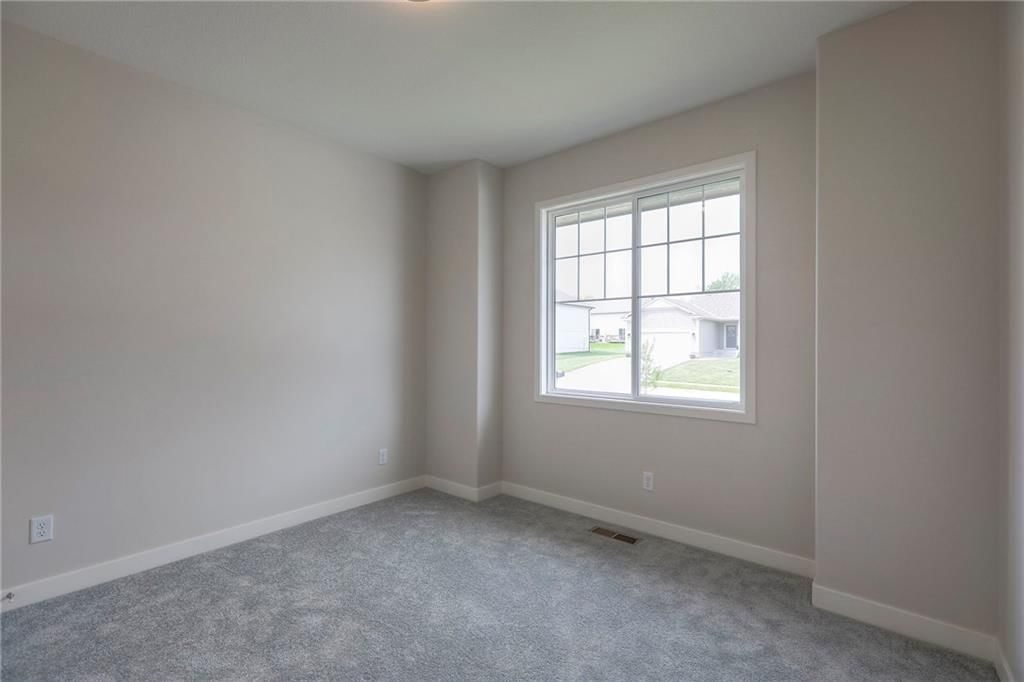 207 S Black Jack Avenue — photo 27