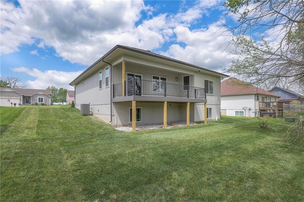 207 S Black Jack Avenue — photo 36