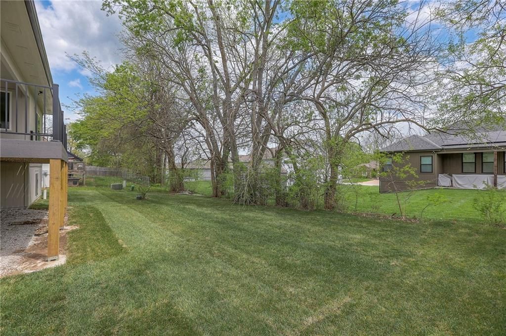 207 S Black Jack Avenue — photo 39