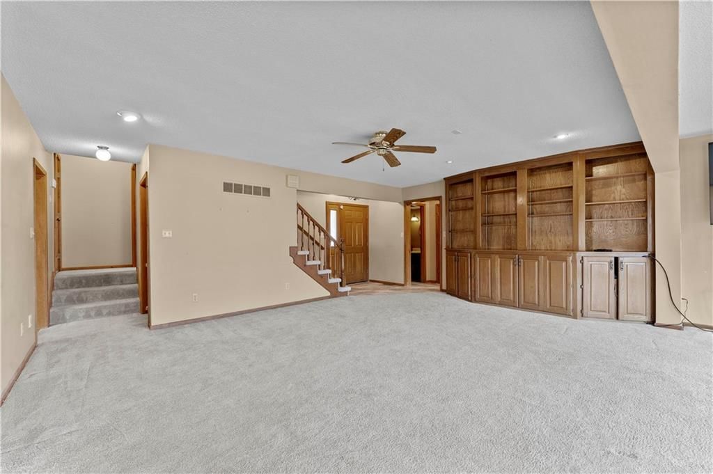 336 N Winnebago Drive — photo 5
