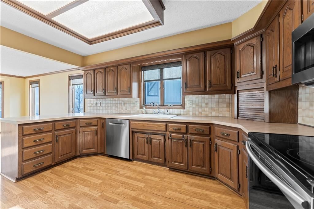 336 N Winnebago Drive — photo 15
