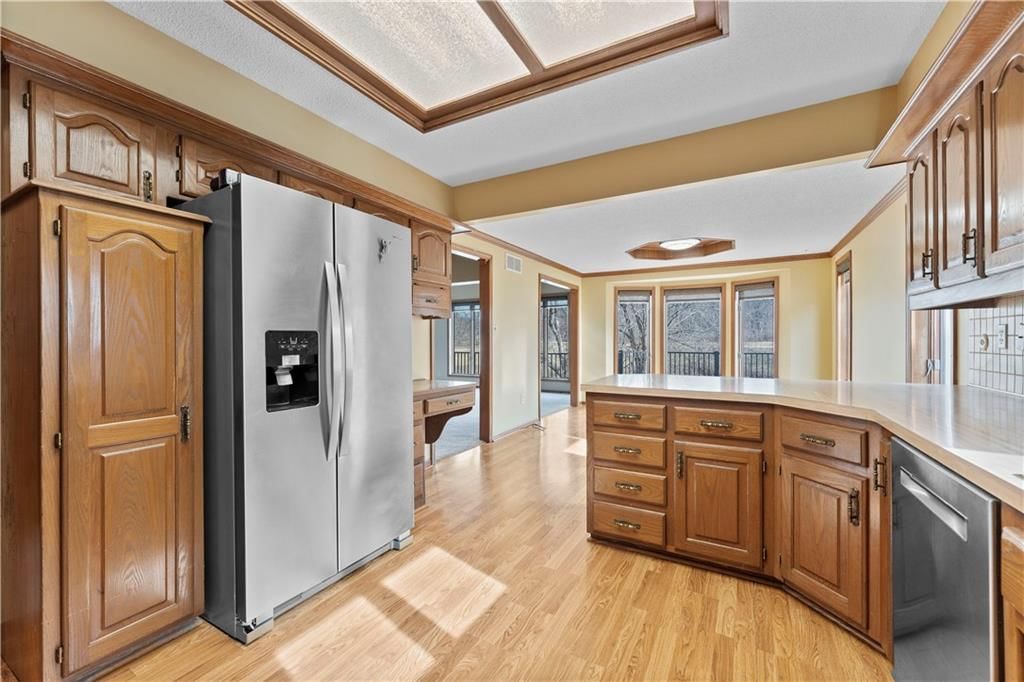336 N Winnebago Drive — photo 16