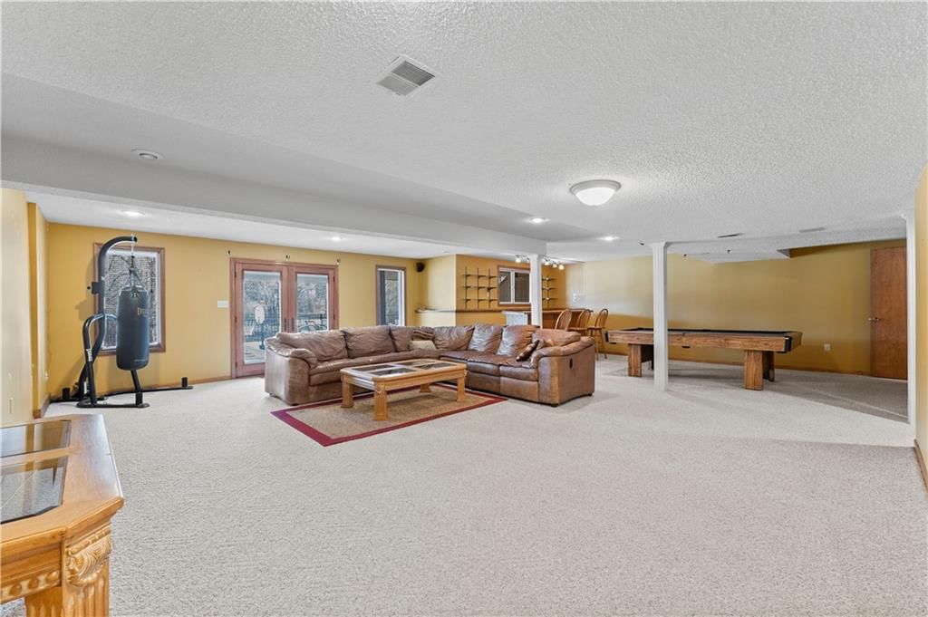 336 N Winnebago Drive — photo 27